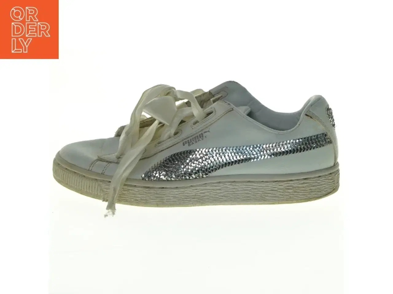 Billede 1 - Hvide sneakers med palietdetaljer fra Puma (str. 36)