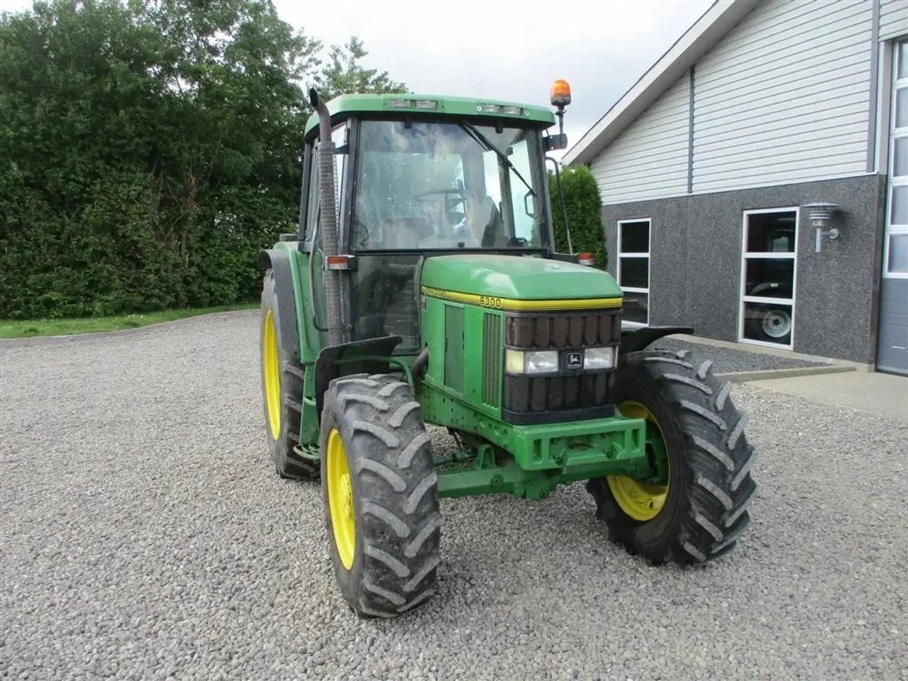 Billede 16 - John Deere 6300 Fin handy traktor