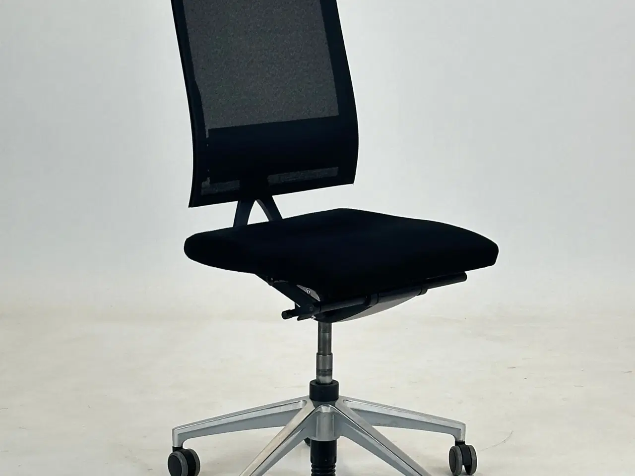 Billede 1 - Sedus Kontorstol – Sort med Krom Stel