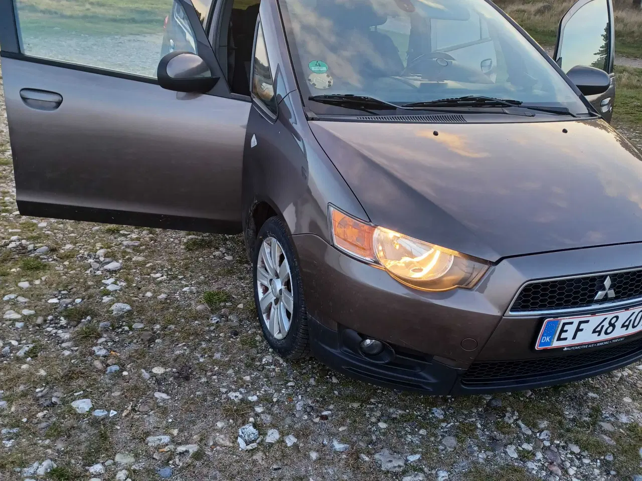 Billede 5 - Nysynet mitsubishi colt 