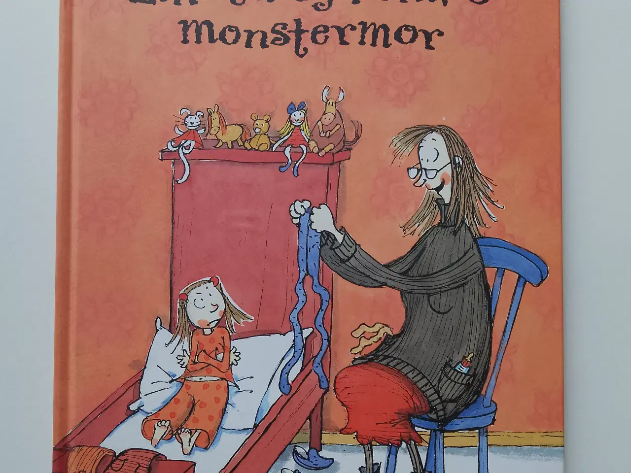 Billede 1 - Linnéa og hendes monstermor