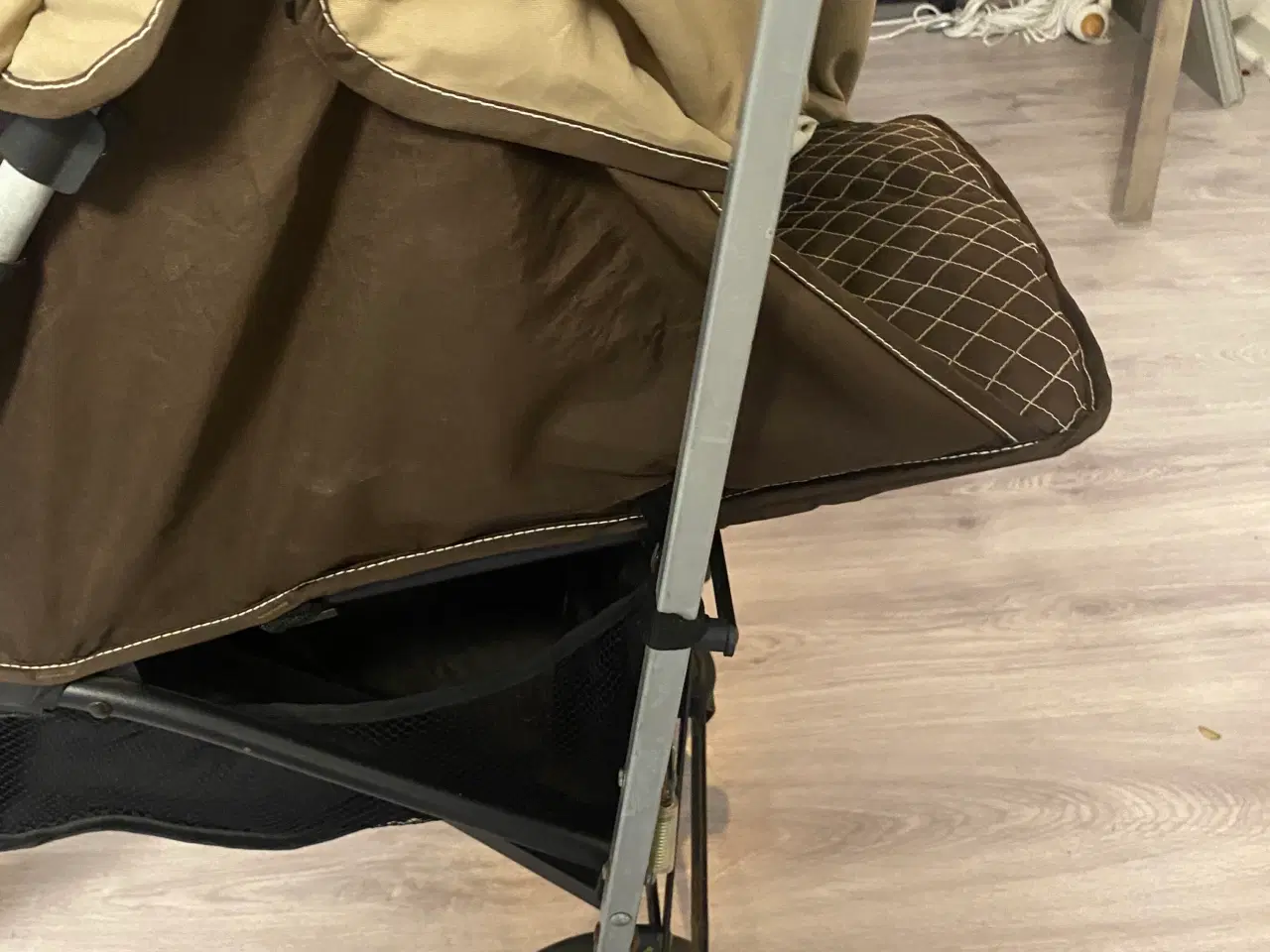 Billede 1 - Esprit klapvogn / barnevogn – pæn og funktionel