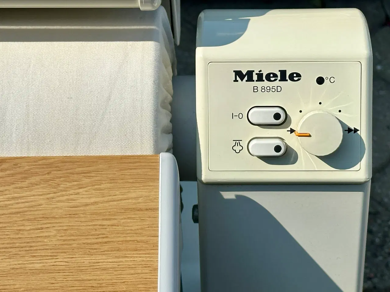 Billede 4 - Miele strygerulle inkl. damp: B 895 D
