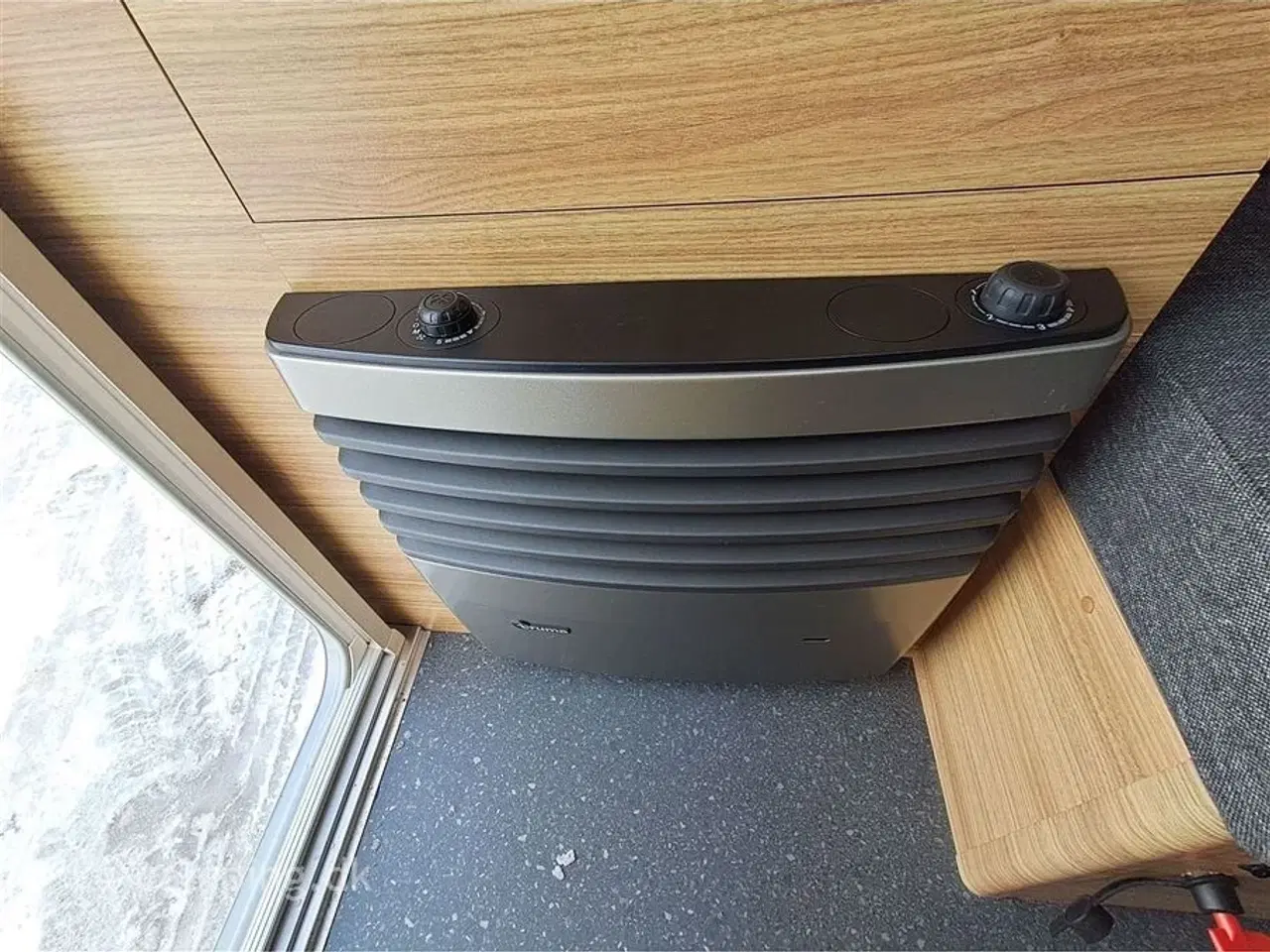 Billede 11 - 2021 - Adria Action 391 PD Den populære rejsevogn med fast dobbeltseng, Mover, Cykelstativ og Fortelt