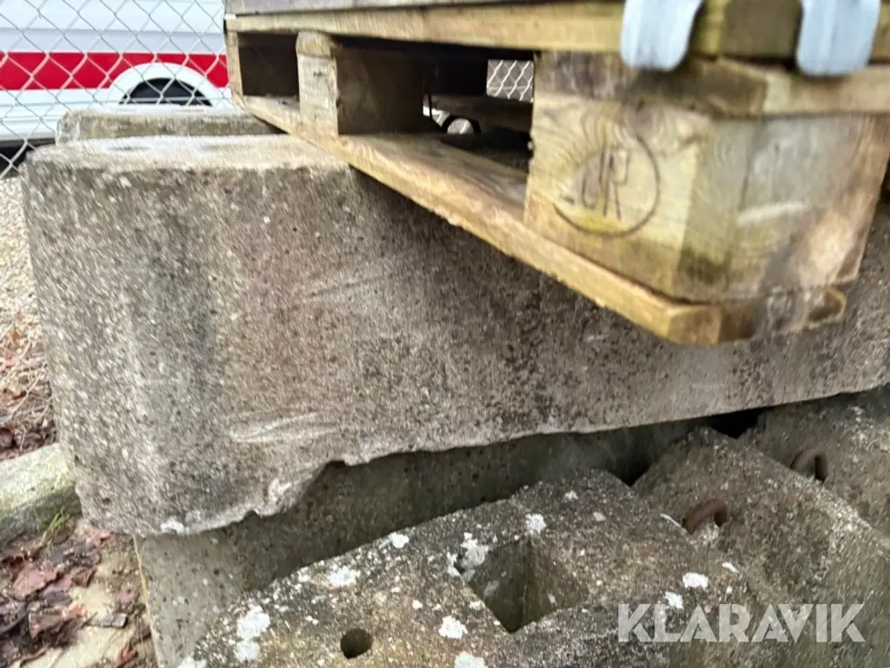 Billede 6 - Betonblokke og betonbarrierer 30 styk