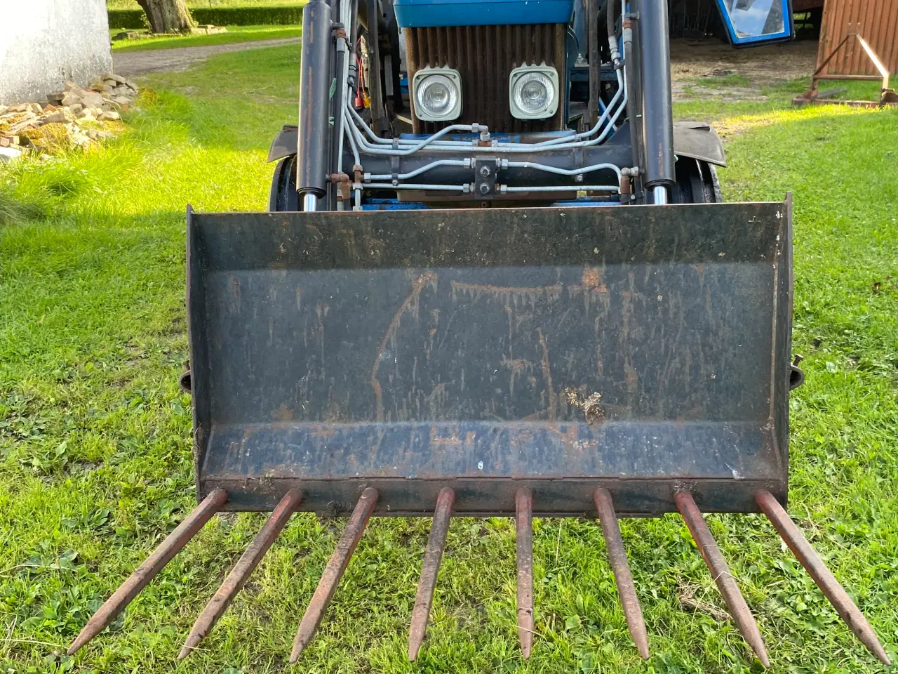 Billede 3 - Traktor sælges