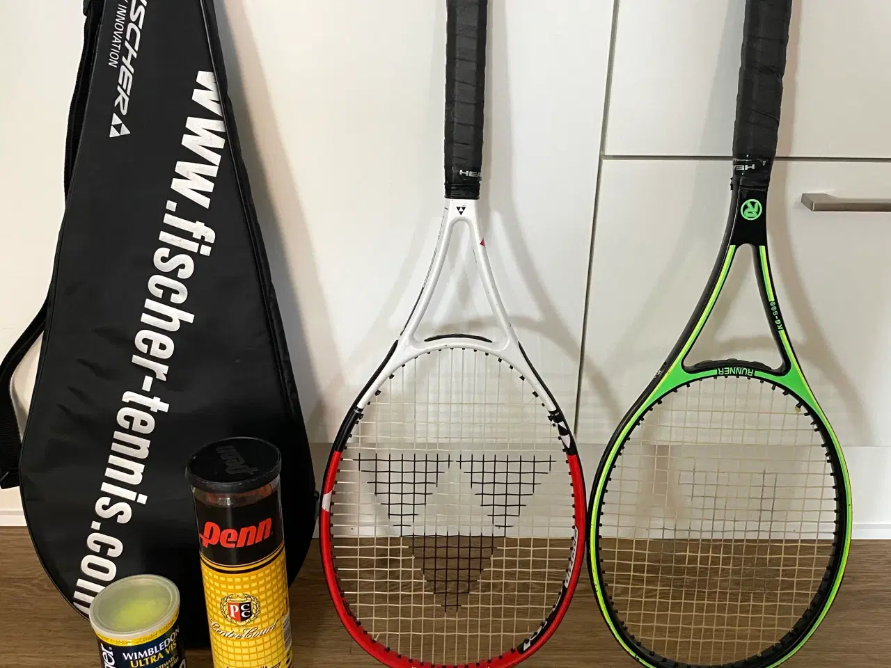 Billede 1 - 2 stk tennis ketsjer inkl 1 taske og bolde 