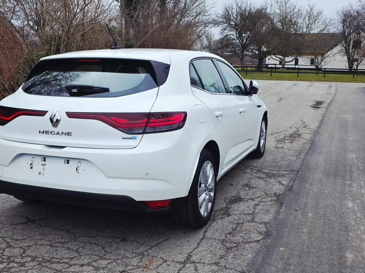 Billede 10 - Renault megane 1.6 Benzin plug ind 2023