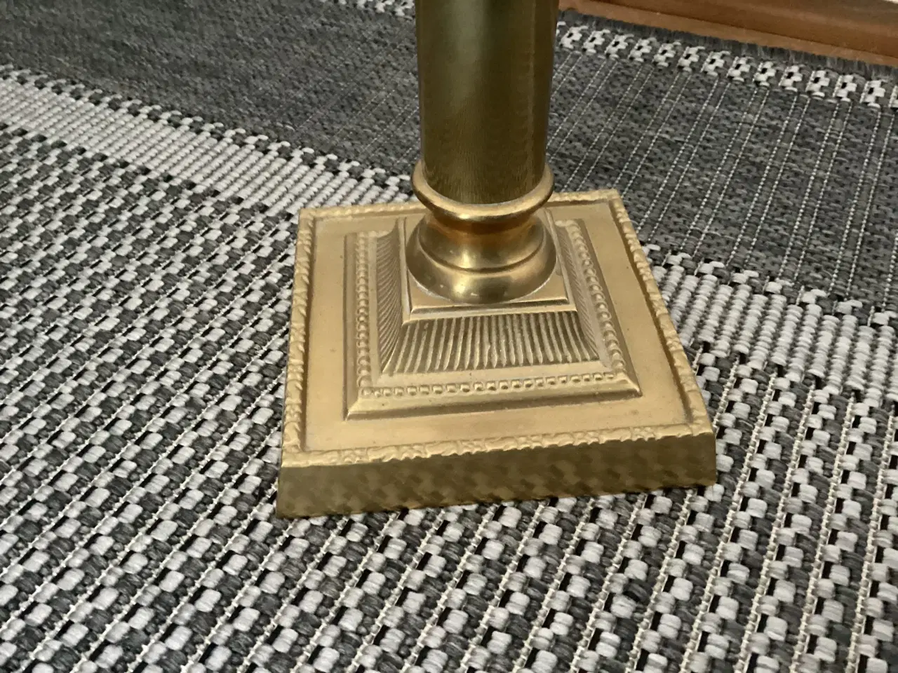 Billede 4 - Lysestage i messing Højde 53 cm.