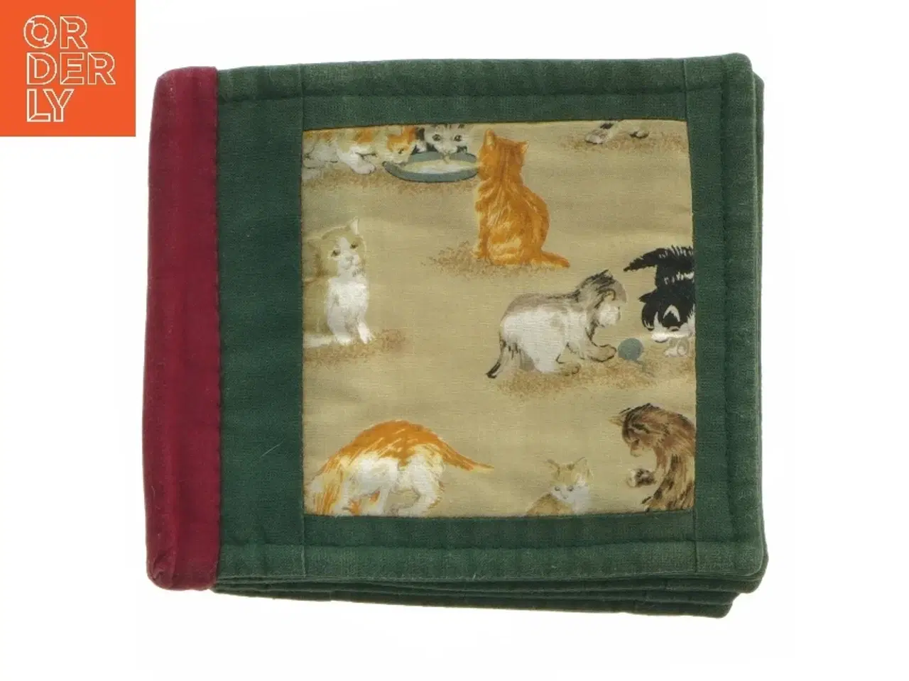 Billede 1 - Stofbørnebog med dyremotiver (str. 16x13 cm)