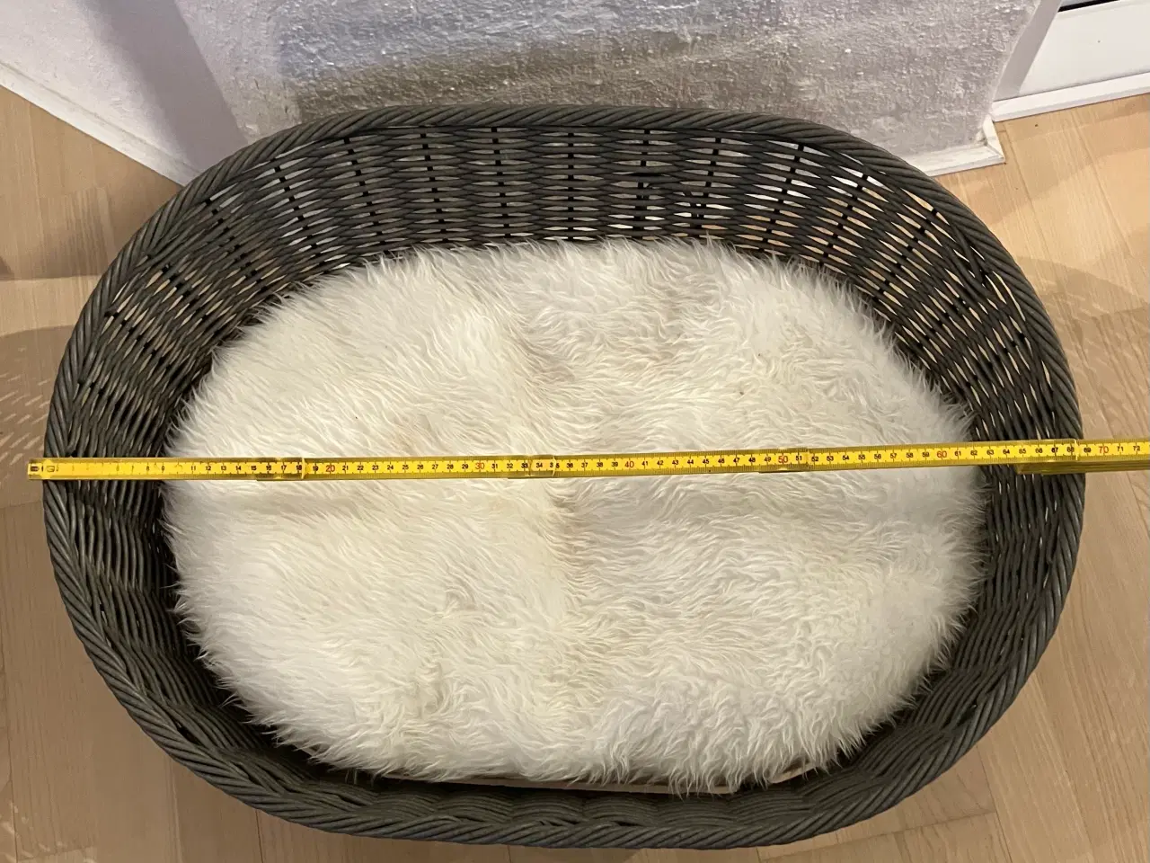 Billede 2 - Super flot hunde kurv på ben