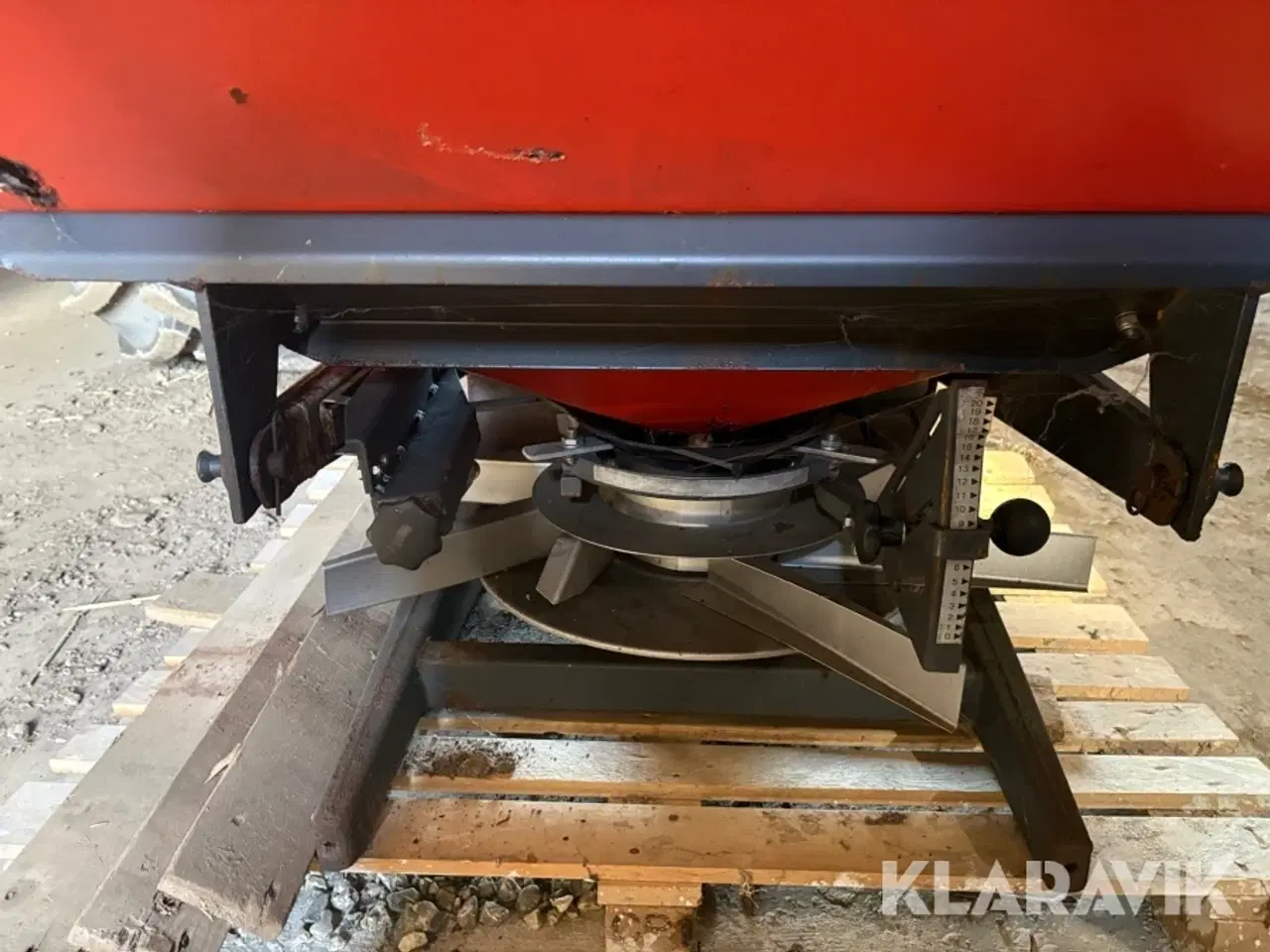 Billede 11 - Gødningsspreder Nordsten TS 800