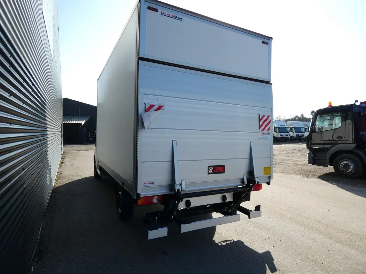 Billede 8 - Renault Master T35 2,0 DCI Alu.Kasse m./lift 170HK Ladv./Chas. Aut.