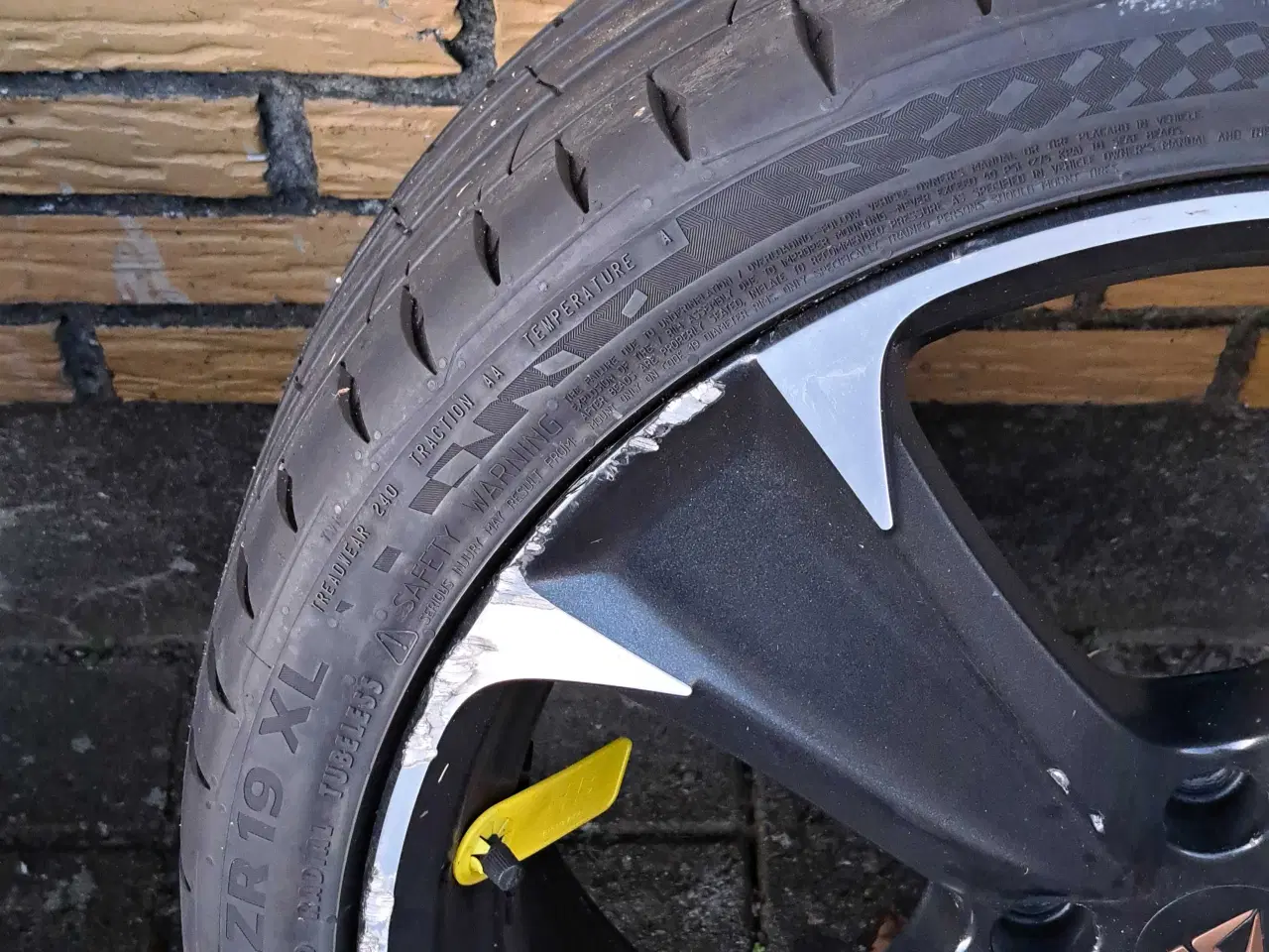Billede 3 - Cupra fælge med sommerdæk