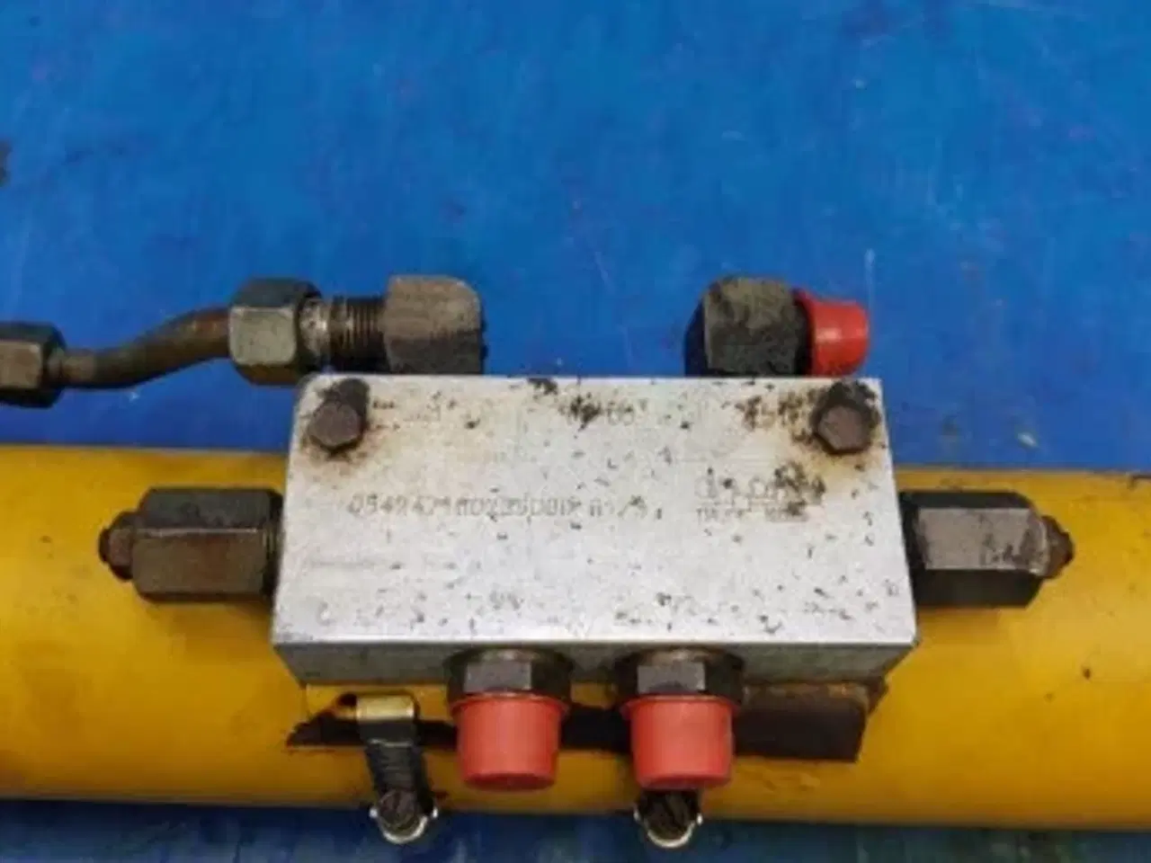 Billede 4 - Hydrema 906B Sideforskydnings Cylinder 200141