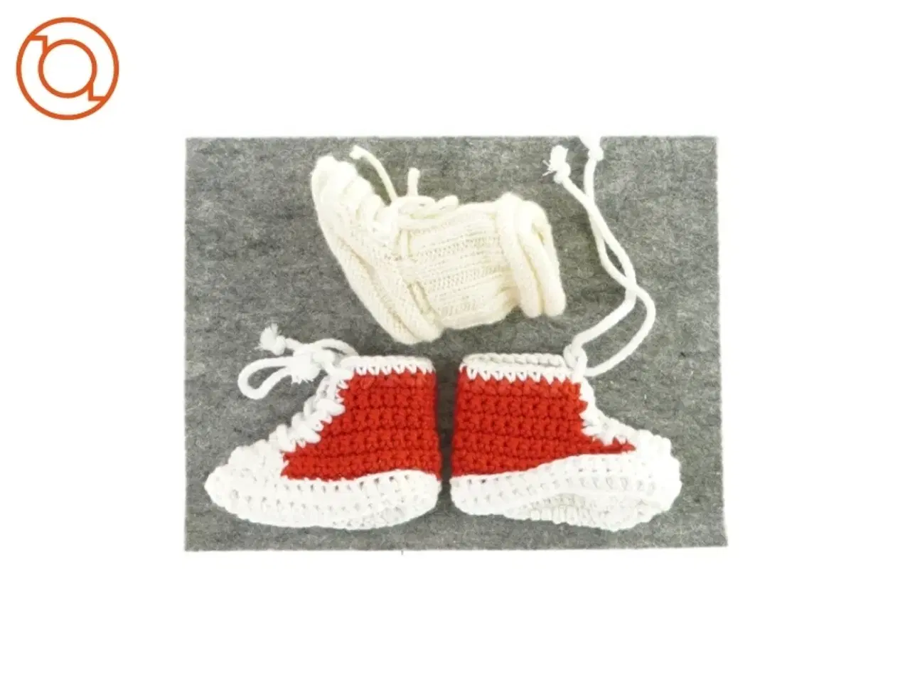 Billede 2 - Strikkede børnesko fra Ukendt