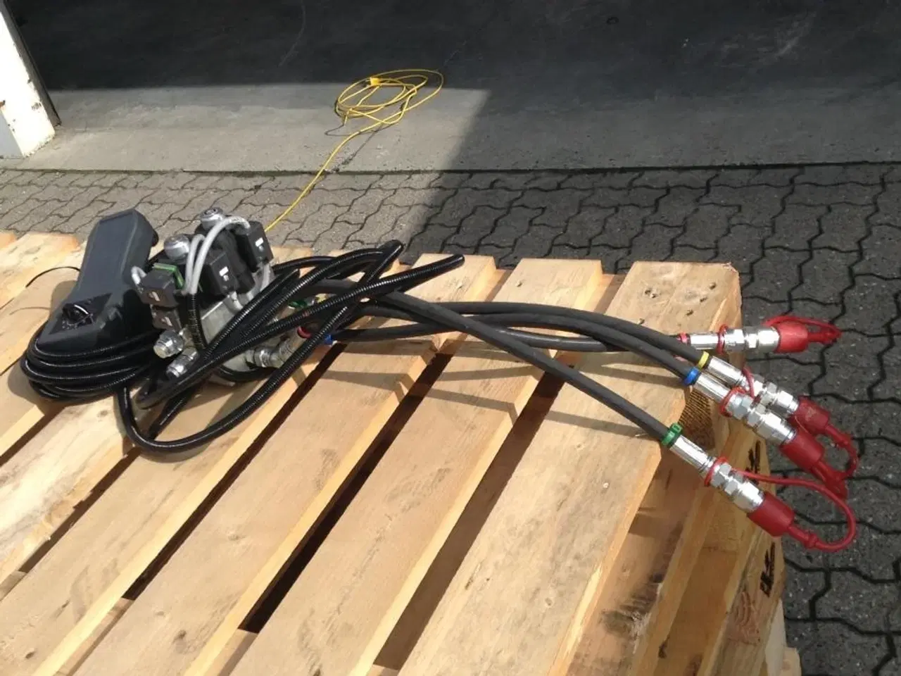Billede 1 - Kverneland Switch til hy. betjening