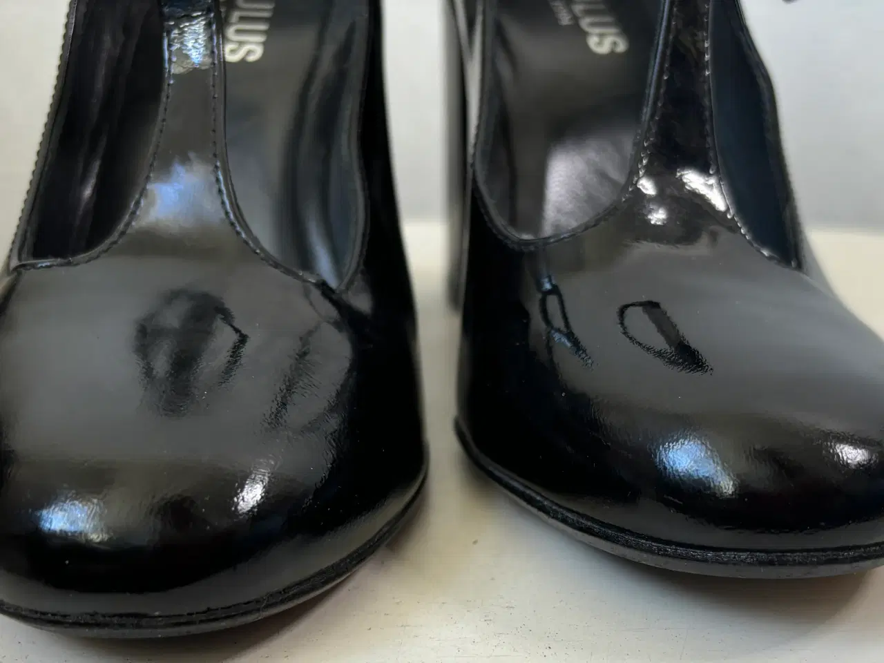 Billede 3 -  Angulus, sorte højhælede sko med rem, str 37