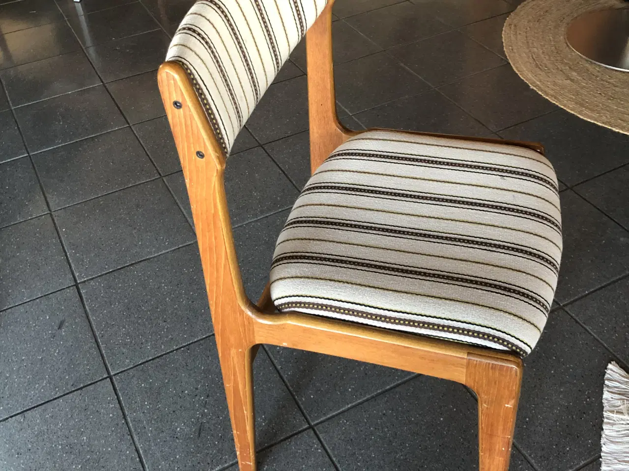 Billede 9 - 5 stk Nova stole.