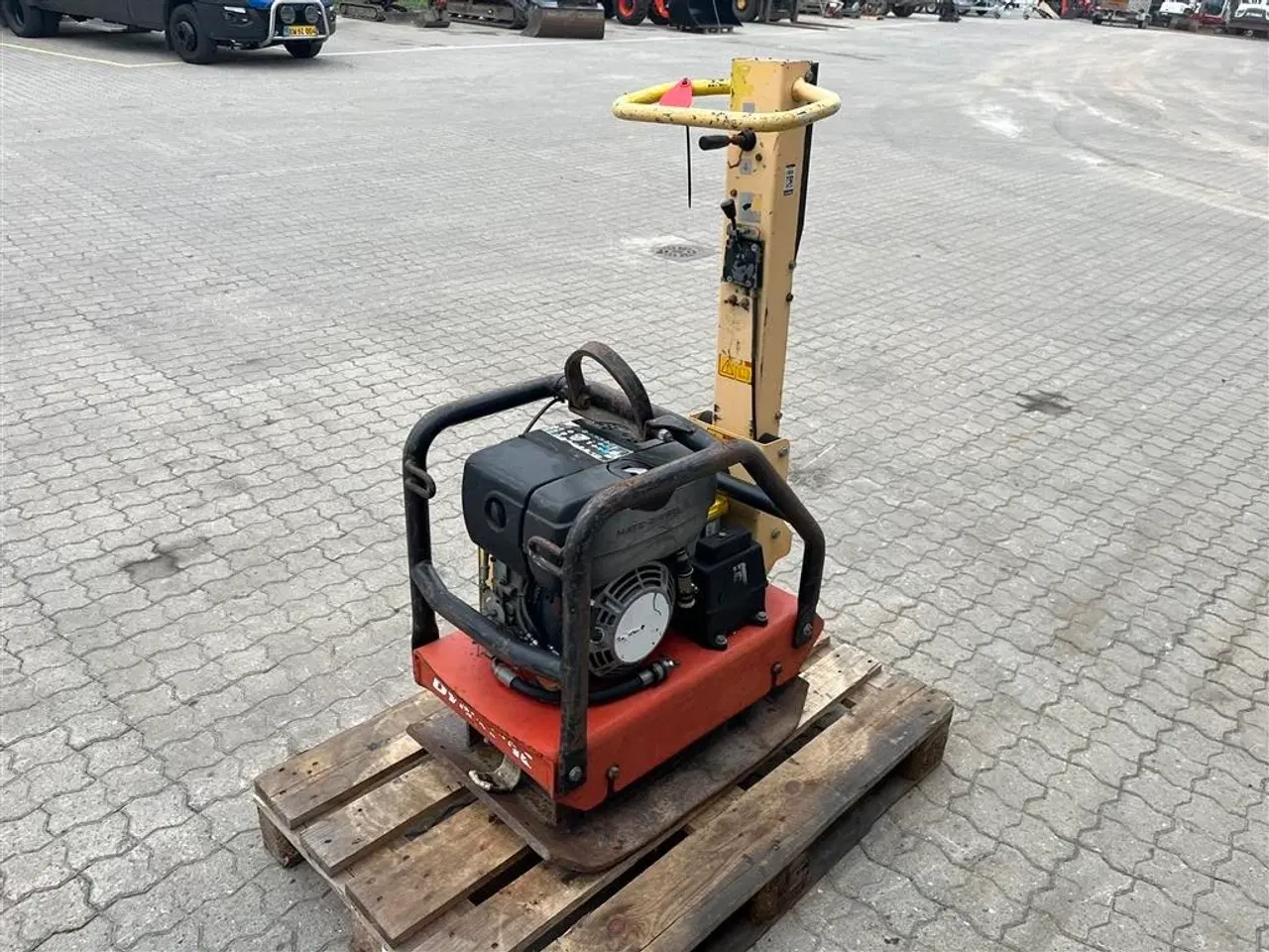 Billede 2 - Dynapac LG 200 247kg Diesel frem/bak pladevibrator