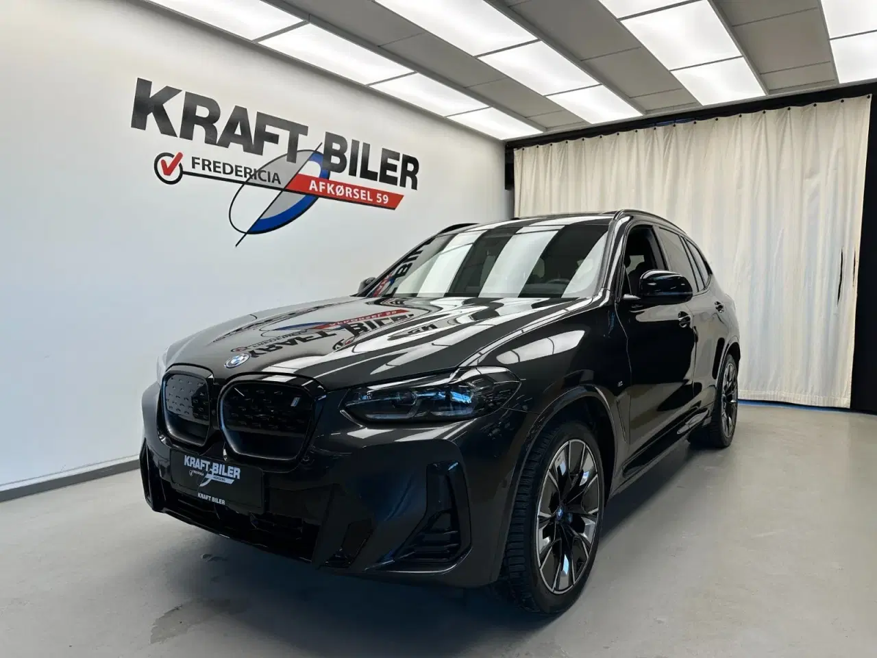 Billede 1 - BMW iX3  Charged Plus M-Sport