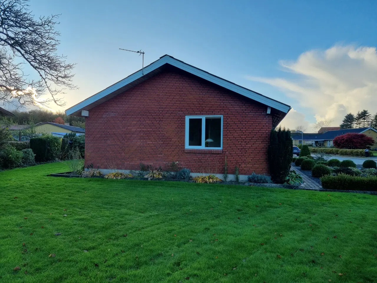 Billede 3 - Velholdt villa med stor garage og udestue.