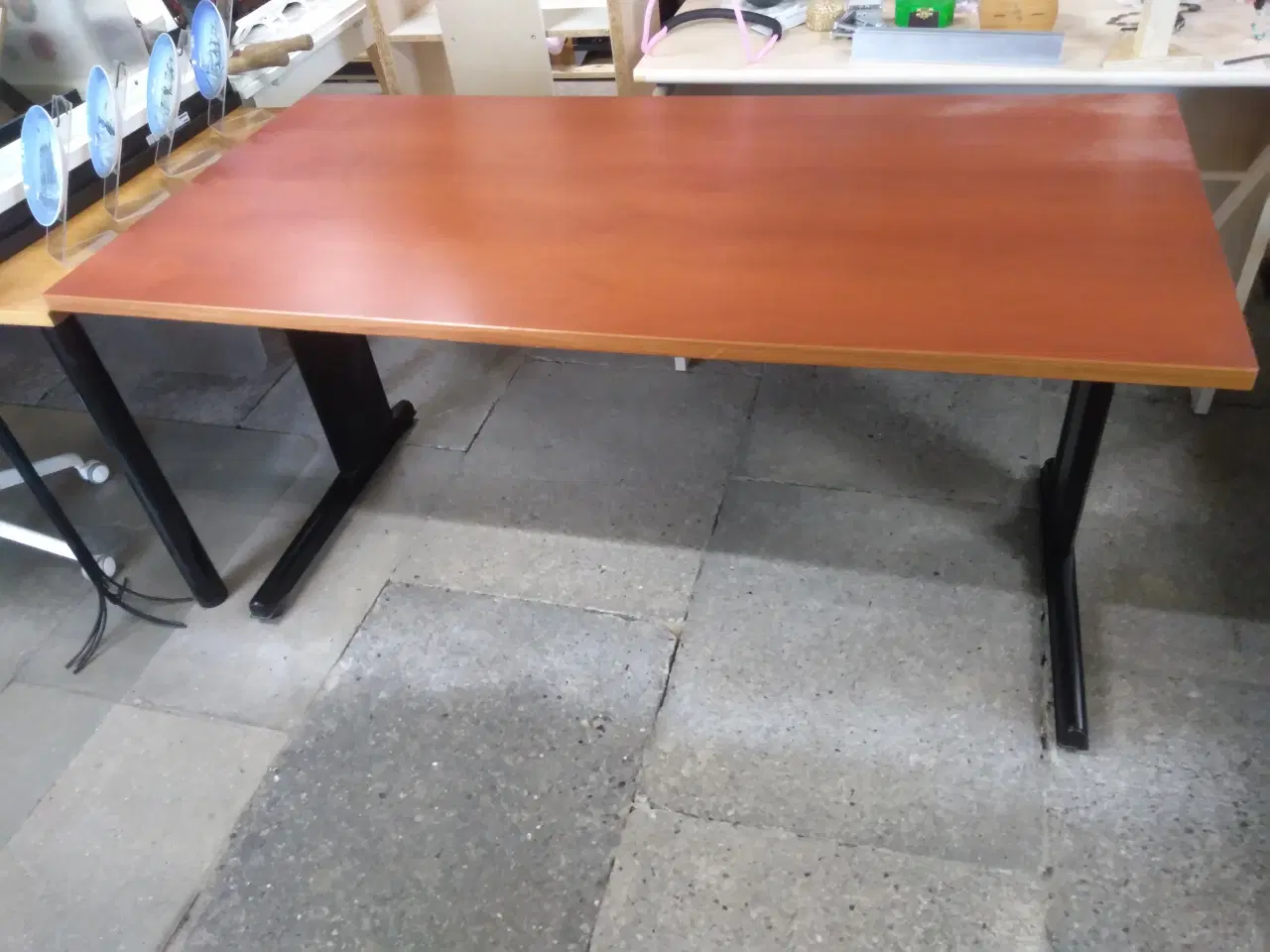 Billede 3 - Skrivebord