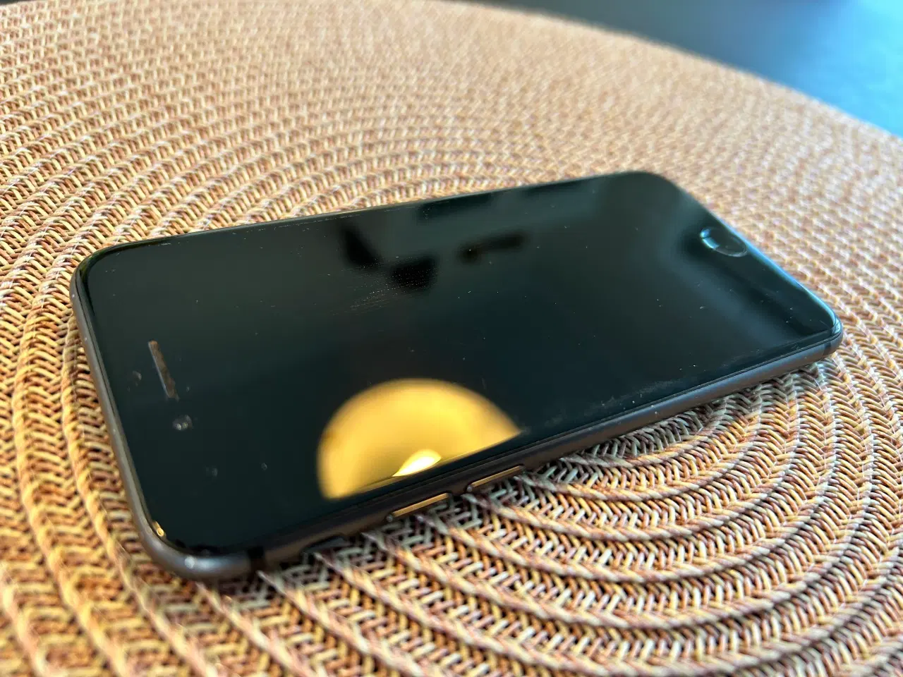 Billede 6 - Virkelig pæn iPhone 8