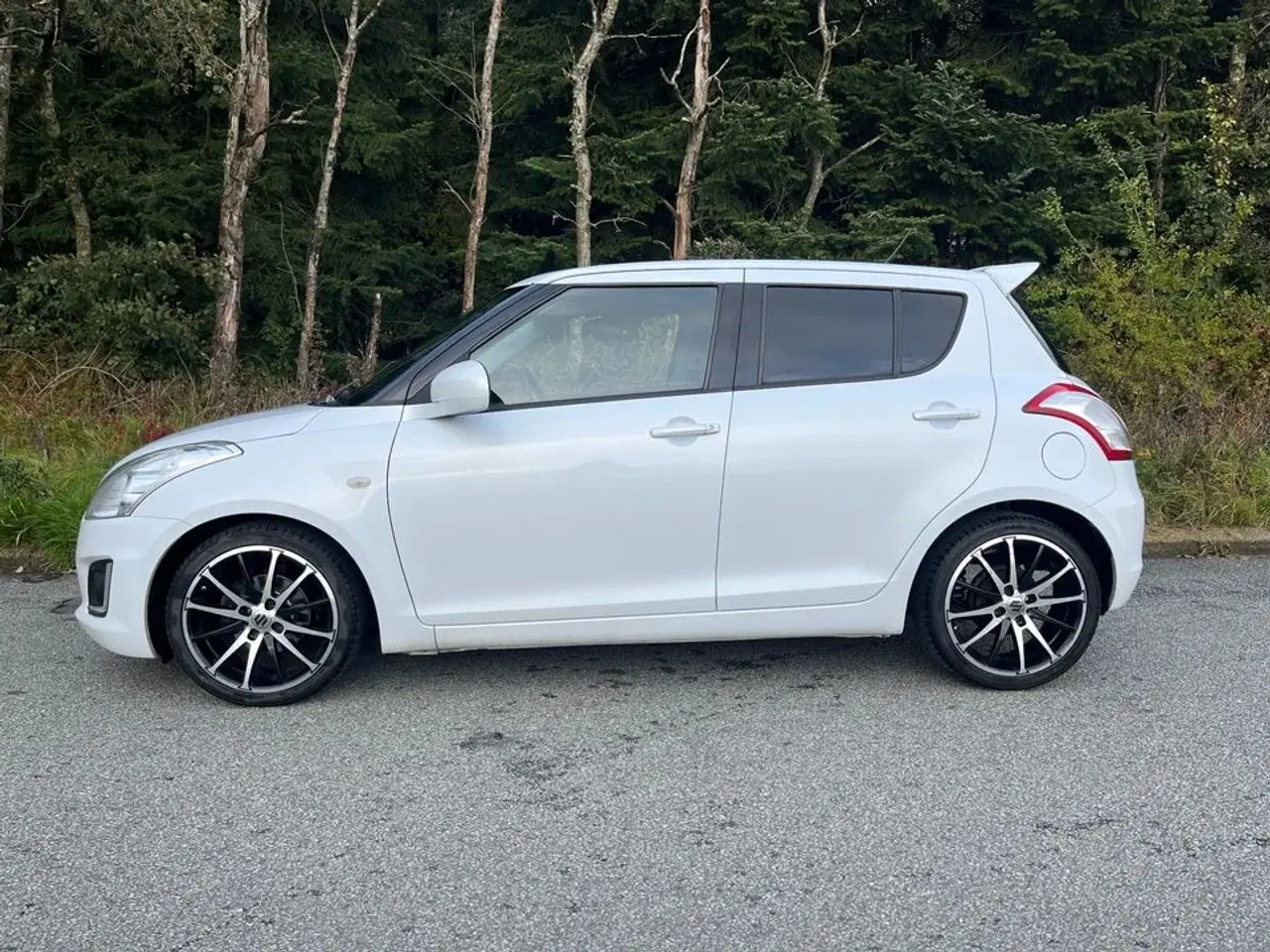 Billede 10 - Suzuki Swift Dualjet Club 2015