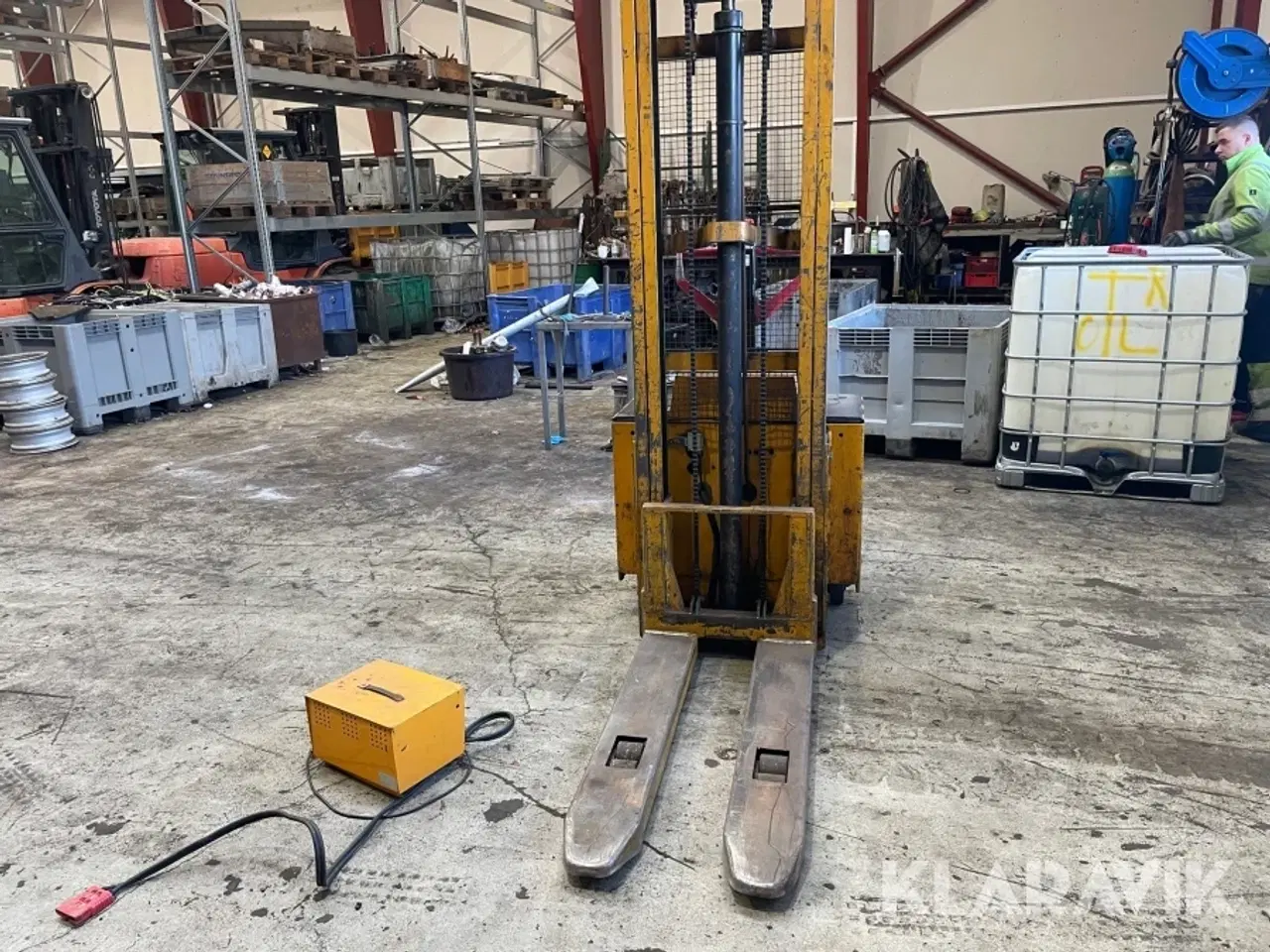 Billede 2 - Elpalleløfter BV S-12 med lader