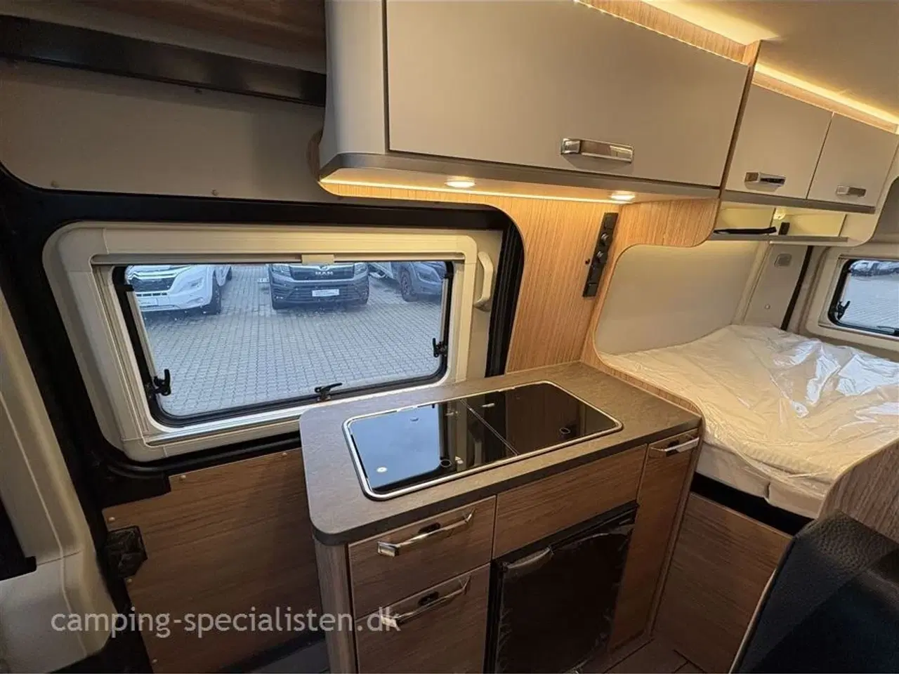 Billede 9 - 2026 - Weinsberg Carabus 540 MQ Edition Fire Ny Weinsberg Carabus 540 MQ Fire Edition 2026 - Kan ses nu hos Camping-Specialisten i Silkeborg