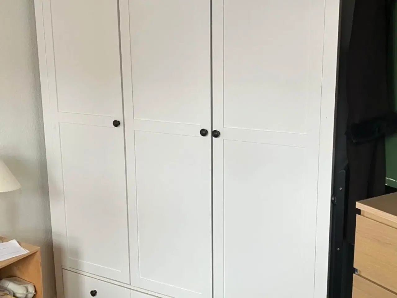 Billede 1 - Nordby klædeskab fra Jysk 