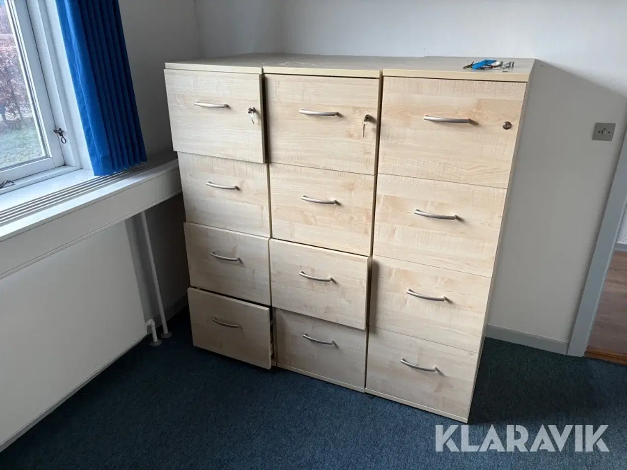 Billede 10 - Stort lot med kontormøbler