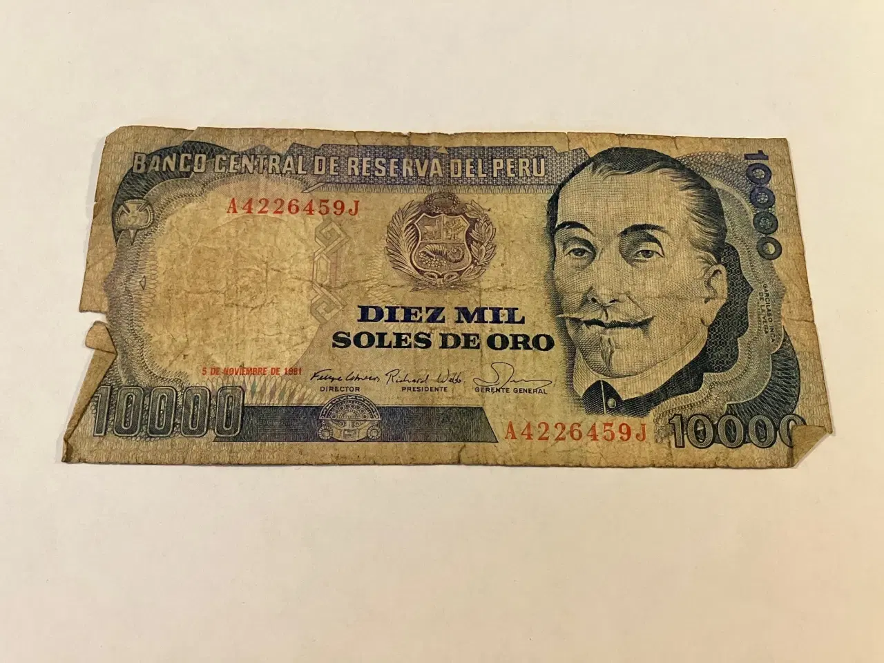 Billede 1 - 10000 Soles De Oro 1981 Peru