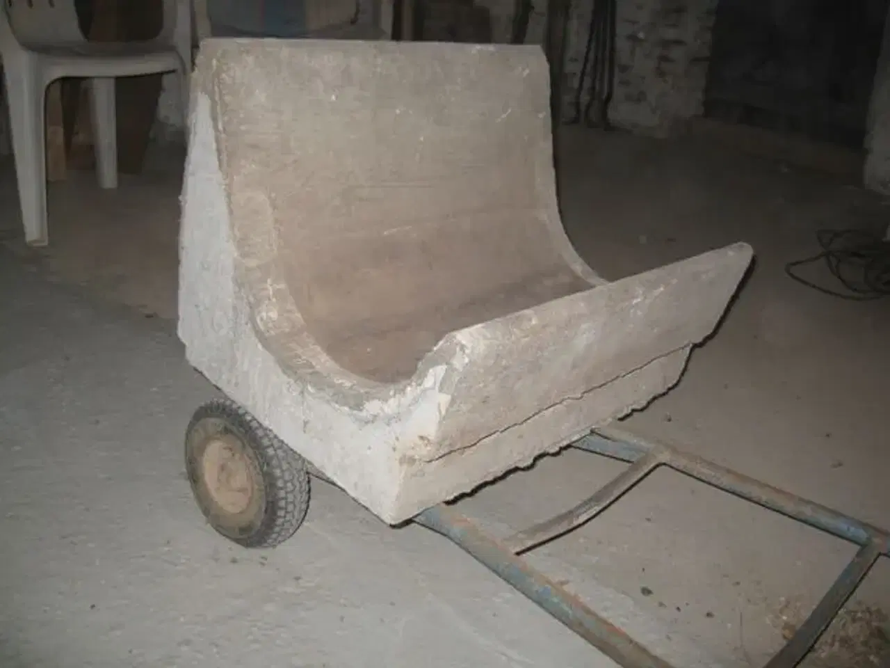 Billede 1 - beton foder krybbe - trug - gratis