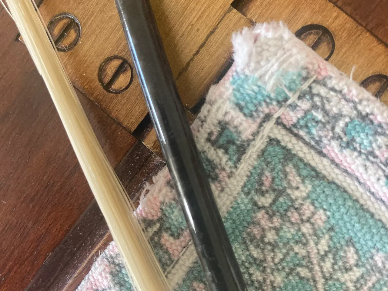 Billede 4 - Violinbue i Kulfiber sælges!