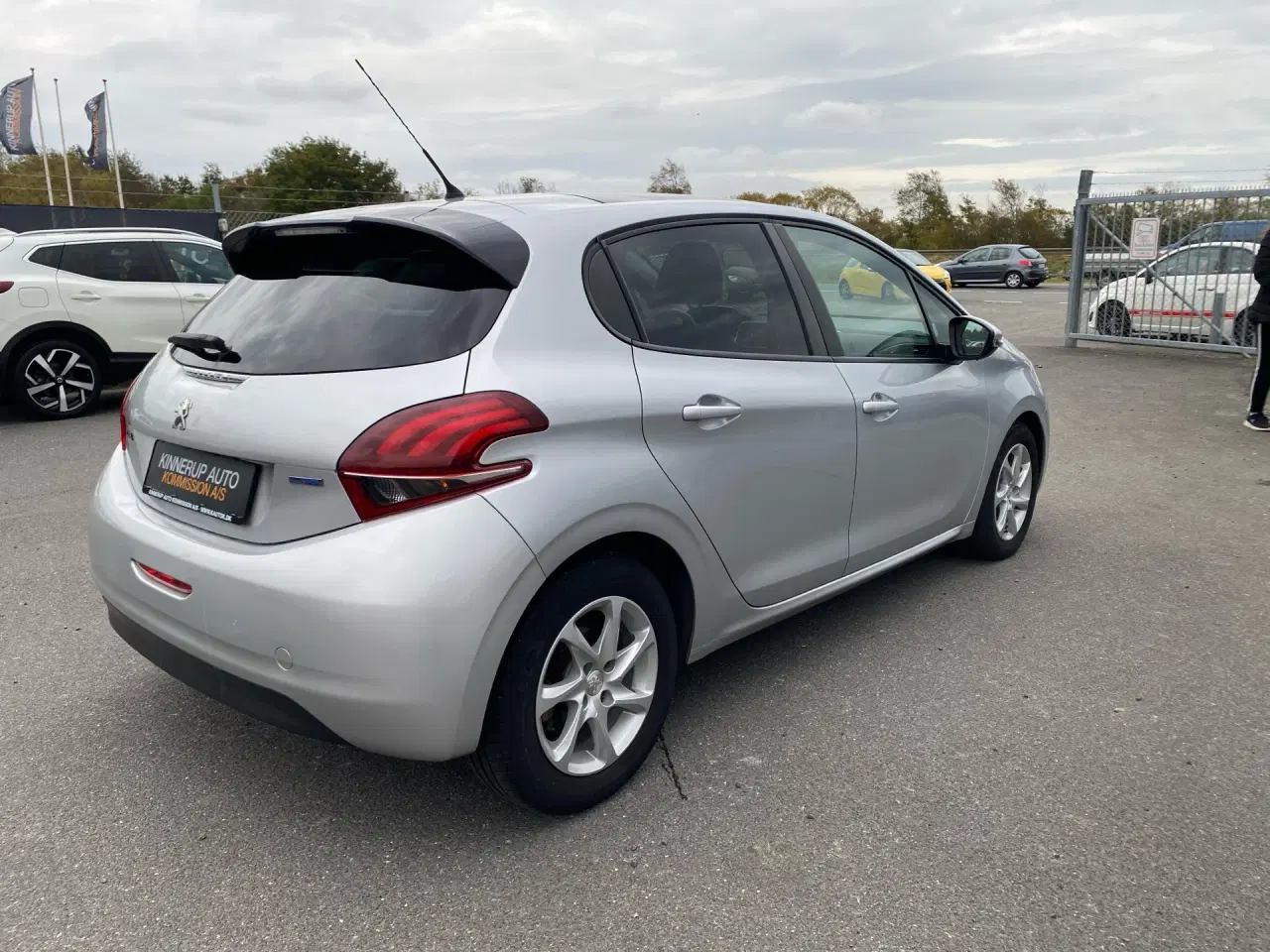 Billede 3 - Peugeot 208 1,6 BlueHDi Envy 100HK 5d
