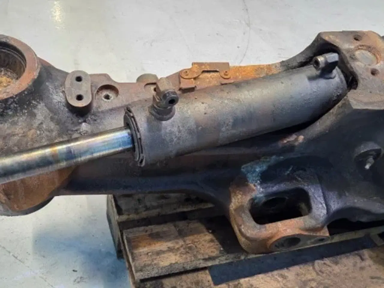 Billede 12 - Case Optum 300 Foraksel Hus 47489534