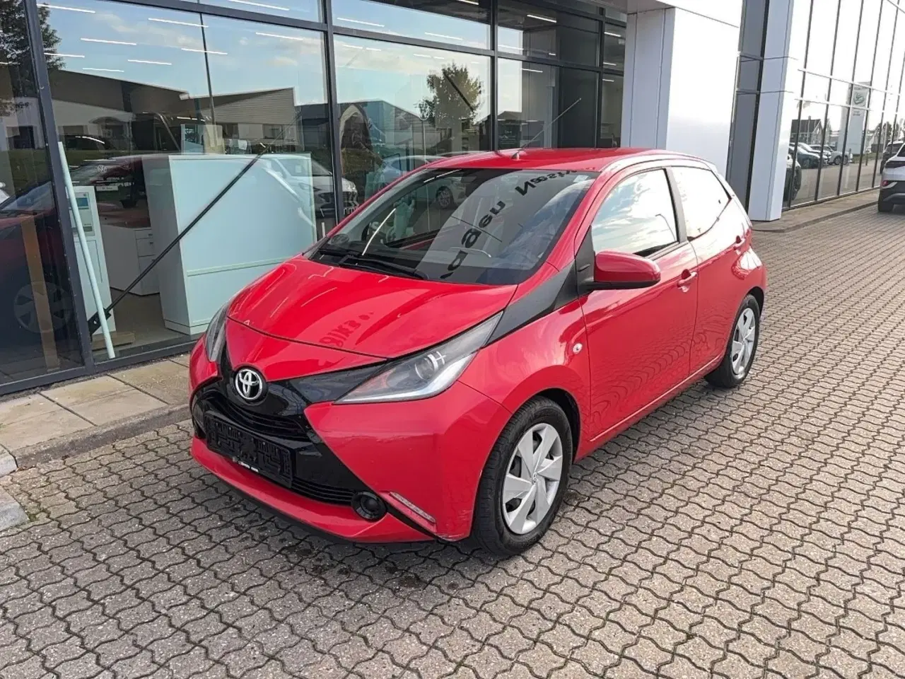 Billede 1 - Toyota Aygo 1,0 VVT-i x-play x-touch