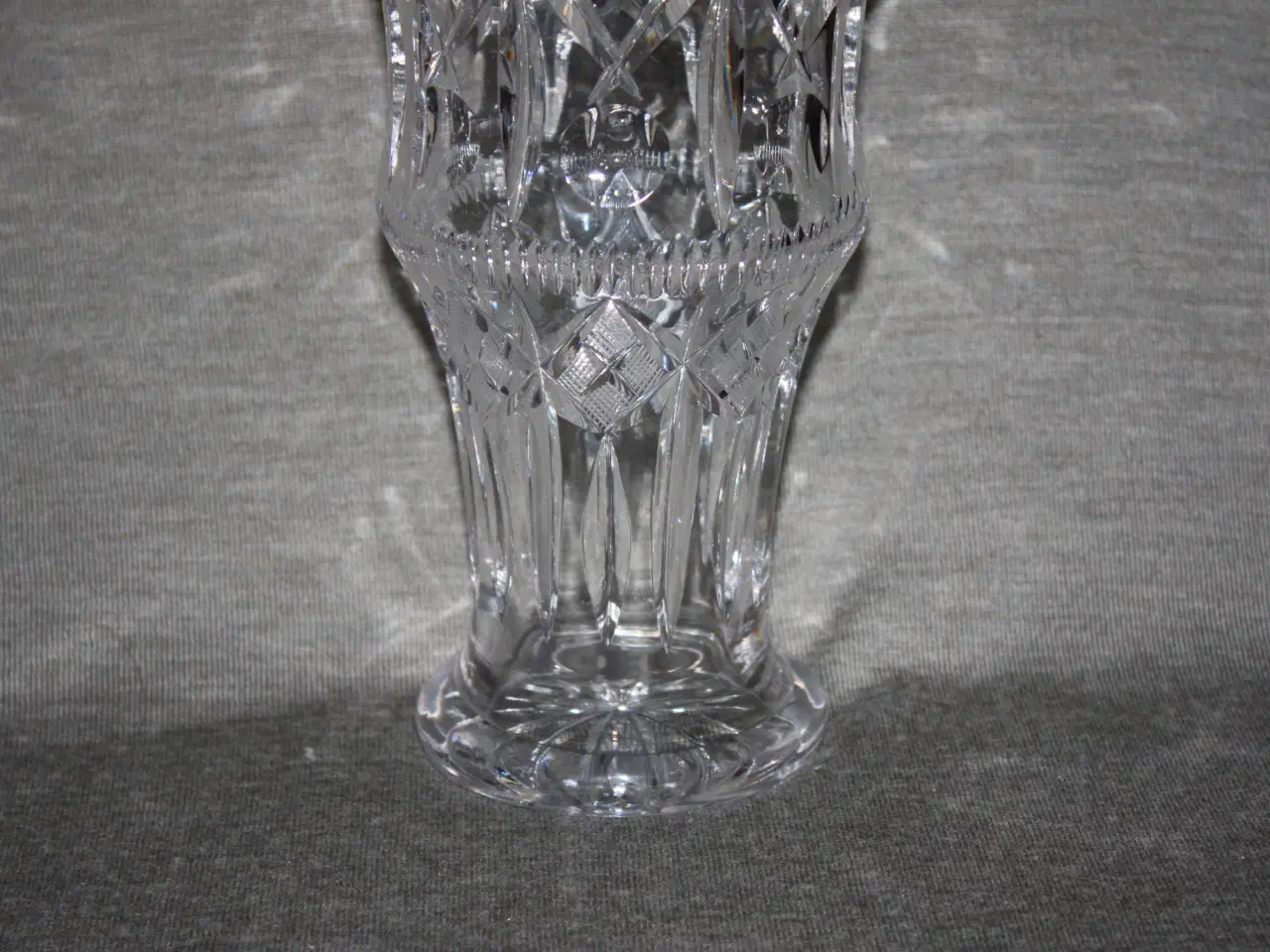 Billede 3 - Krystal vase højde 21 cm