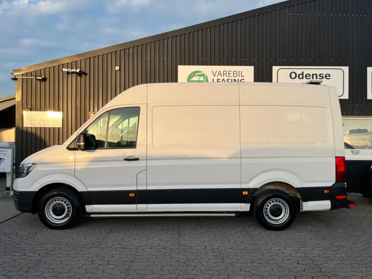 Billede 1 - VW Crafter 35 2,0 TDi 140 Kassevogn L3H3 aut.