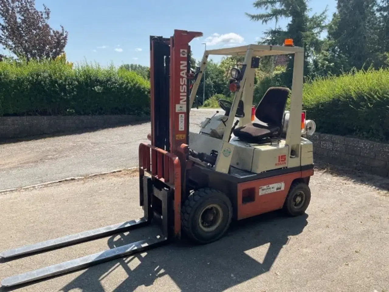 Billede 5 - Nissan 1500 Kg gastruck  med Nissan H 20 Motor