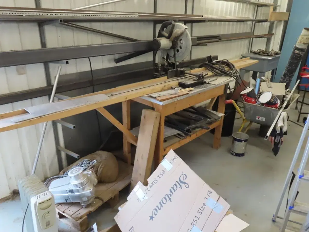 Billede 1 - Bord inkl. Rundsav