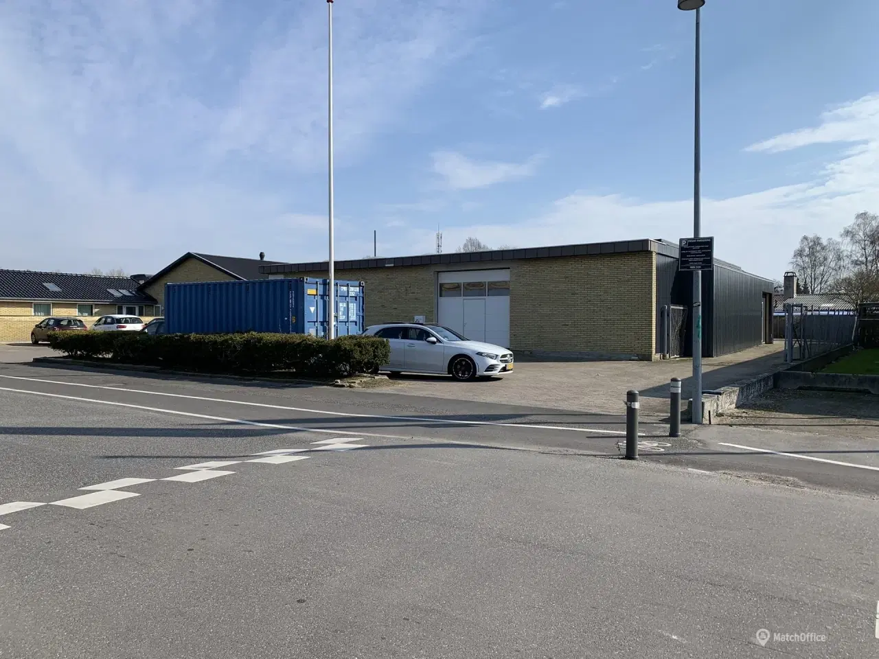 Billede 12 - Lager med elhejst aluport beliggende i populært håndværksområde i Greve