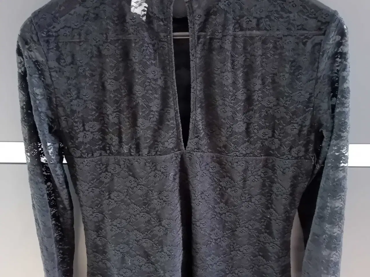 Billede 3 - Sort Bluse MH. Str M