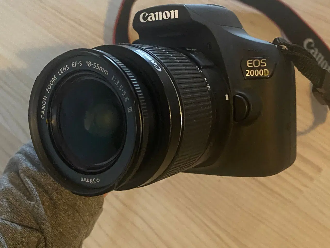 Billede 3 - Kamera canon EOS 2000D 
