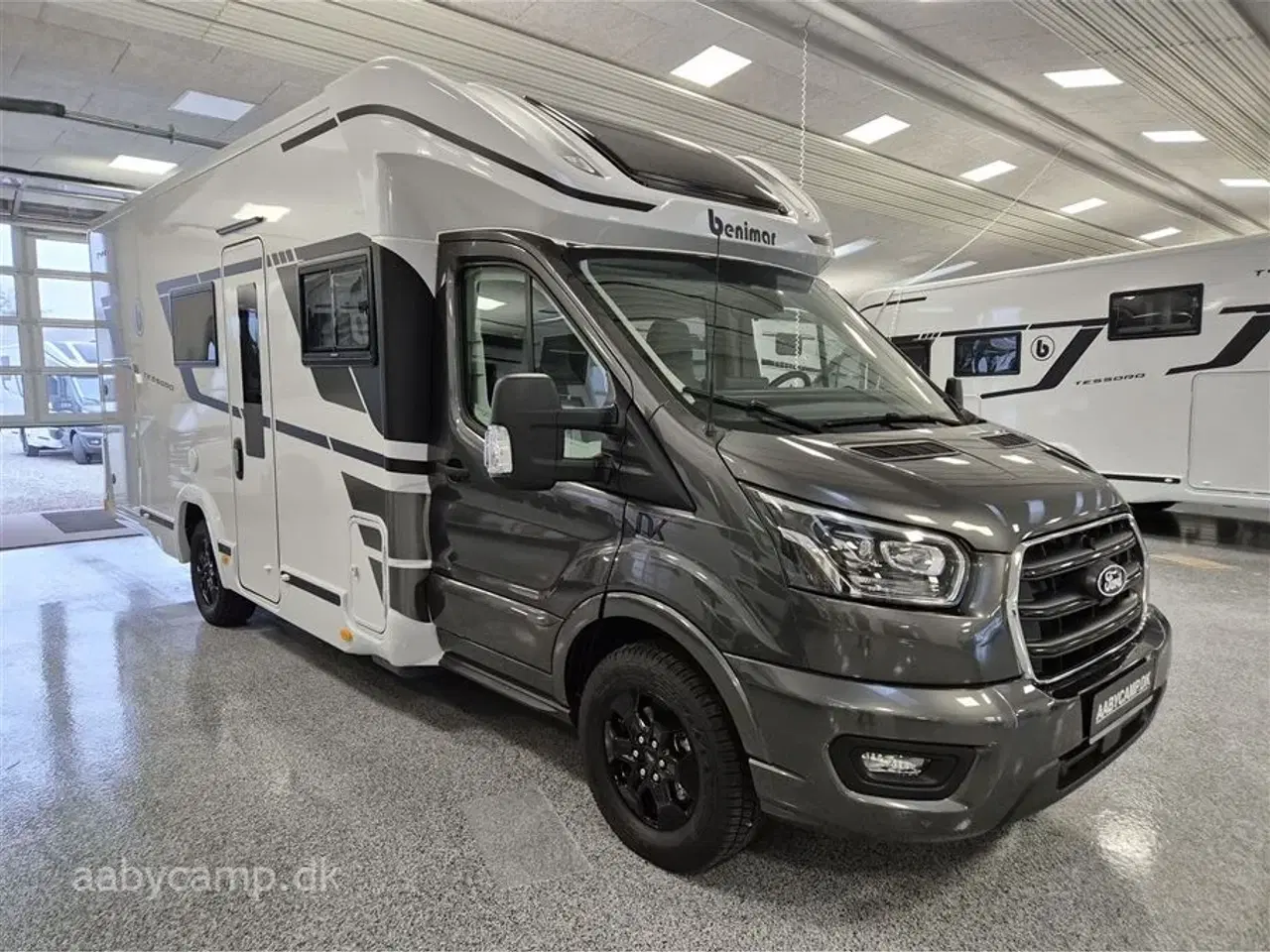 Billede 1 - 2026 - Benimar Tessoro 444   Nk Pakke. 8 trins Automatgear. 200W solceller. Webasto Dieselfyr. Kompressor køleskab.