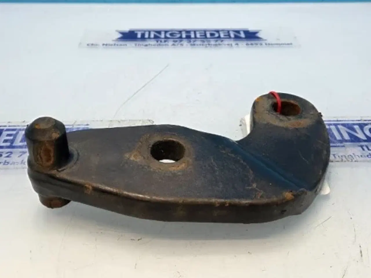 Billede 8 - New Holland TM165 Beslag R. 82006147