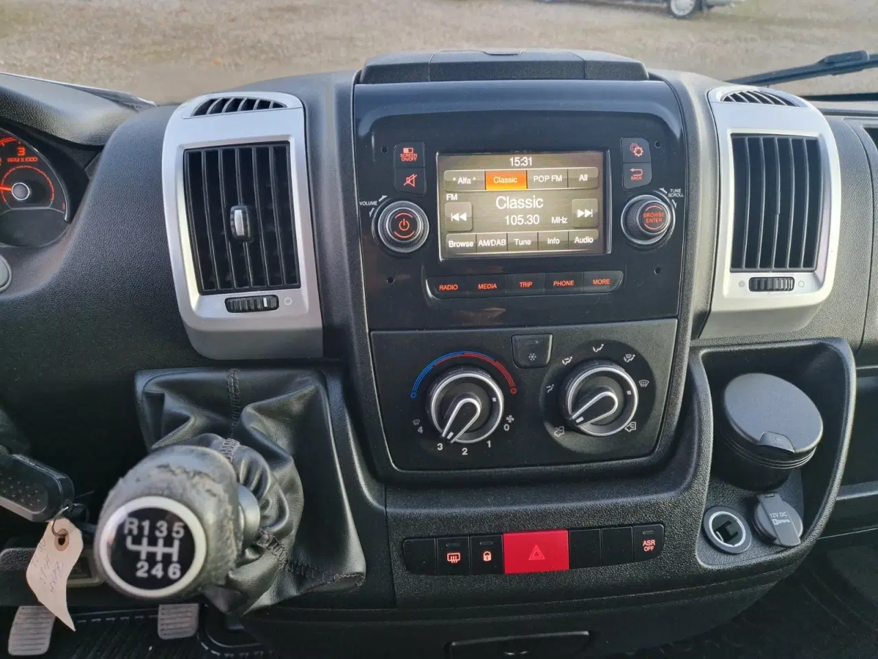 Billede 12 - Peugeot Boxer 333 2,2 BlueHDi 140 L3H2 Premium