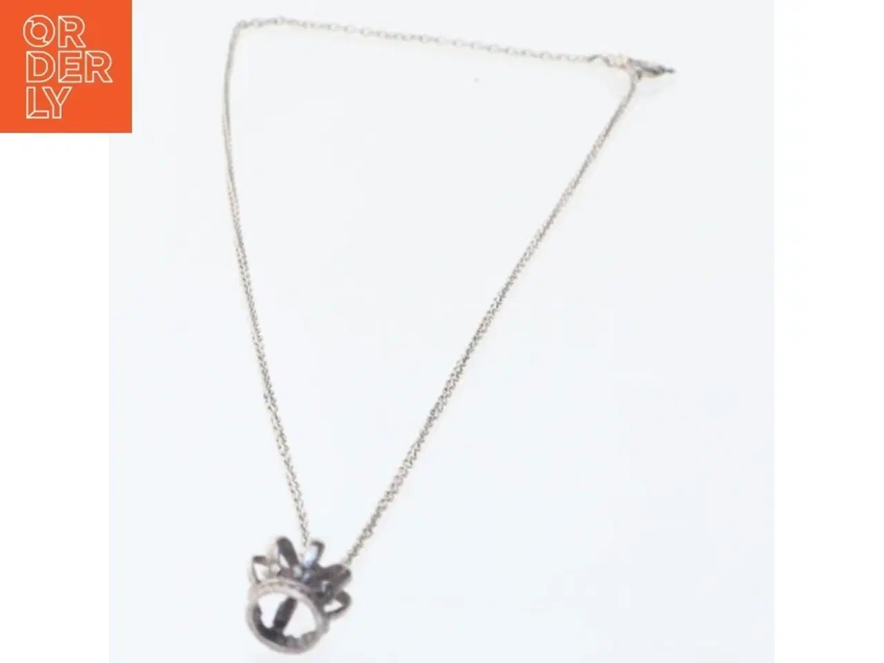 Billede 2 - Halskæde med kronevedhæng (str. 44 cm)